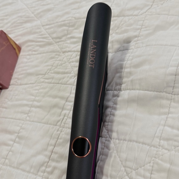 LANDOT 2-in-1 Hair Straightener & Curling Iron - Picture 7 of 11